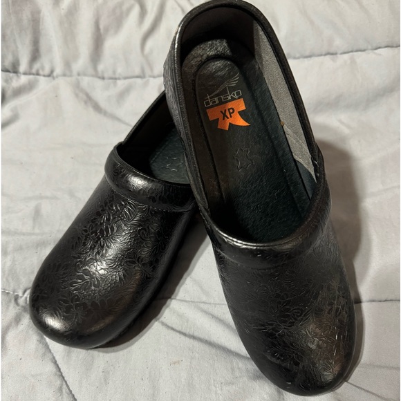Dansko XP Clogs - Size 40 - Picture 2 of 2